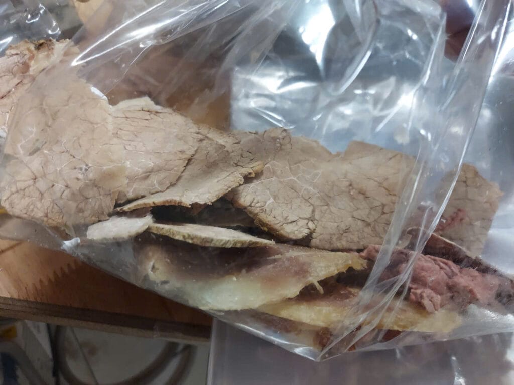 thịt bò sấy khô, bún phở sấy khô