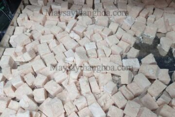 Máy sấy viên thịt ức gà, sấy khô xốp giòn làm thức ăn cho chó mèo